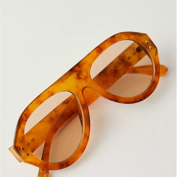 FREE PEOPLE Cruise oversized aviator glasses - Picture 2 of 4